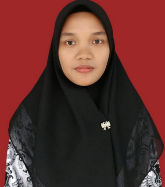 RISKI AMALIA,S.Pd